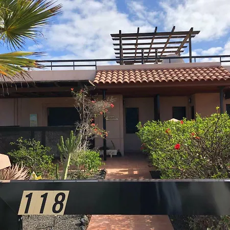 Casa Serenity بيت للعطل لاجاريس